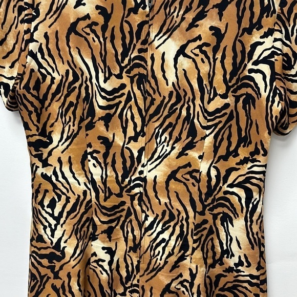 Vintage Rabbit Rabbit Rabbit Design Short Sleeve Midi Fit Short tiger PETITE 8P - Picture 6 of 11